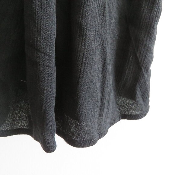 TORRID Size 1  Black Crinkle Gauze  Top With Lace  Puff  Sleeve Black  BNWT - Picture 7 of 11